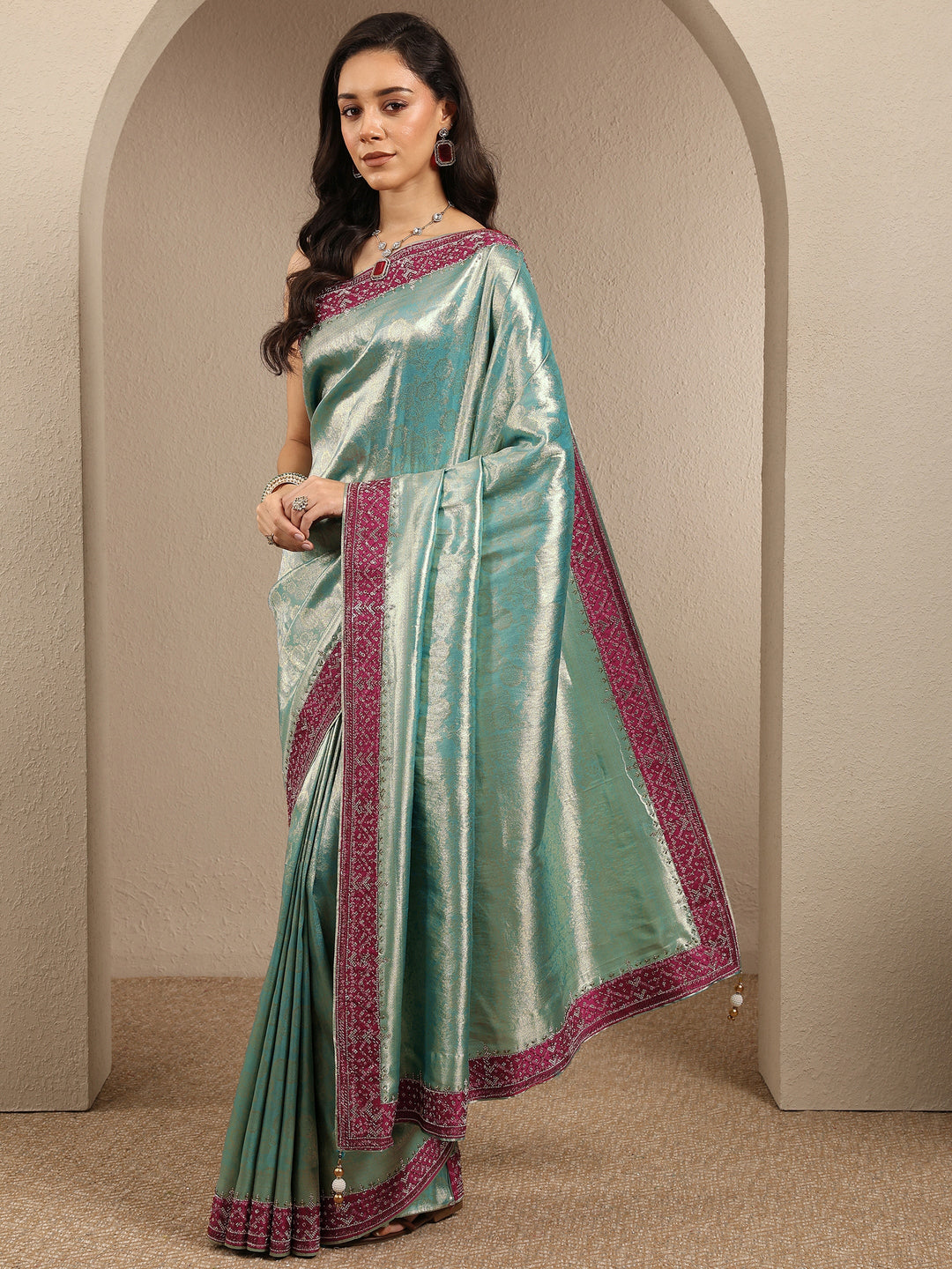  Green Woven Design Silk Blend Saree With Unstitched Blouse Piece 