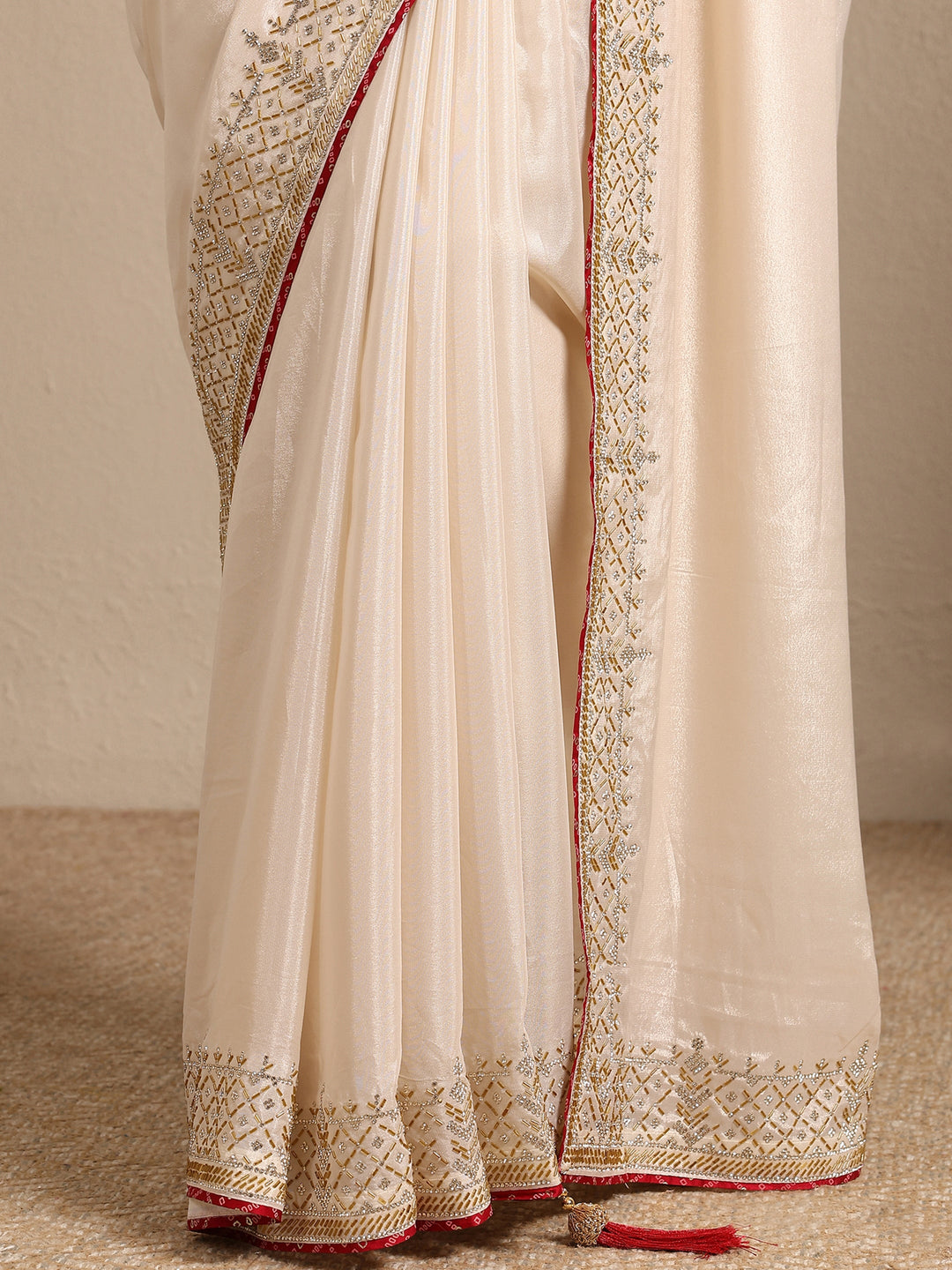  Cream Solid Silk Blend Saree With Unstitched Blouse Piece 