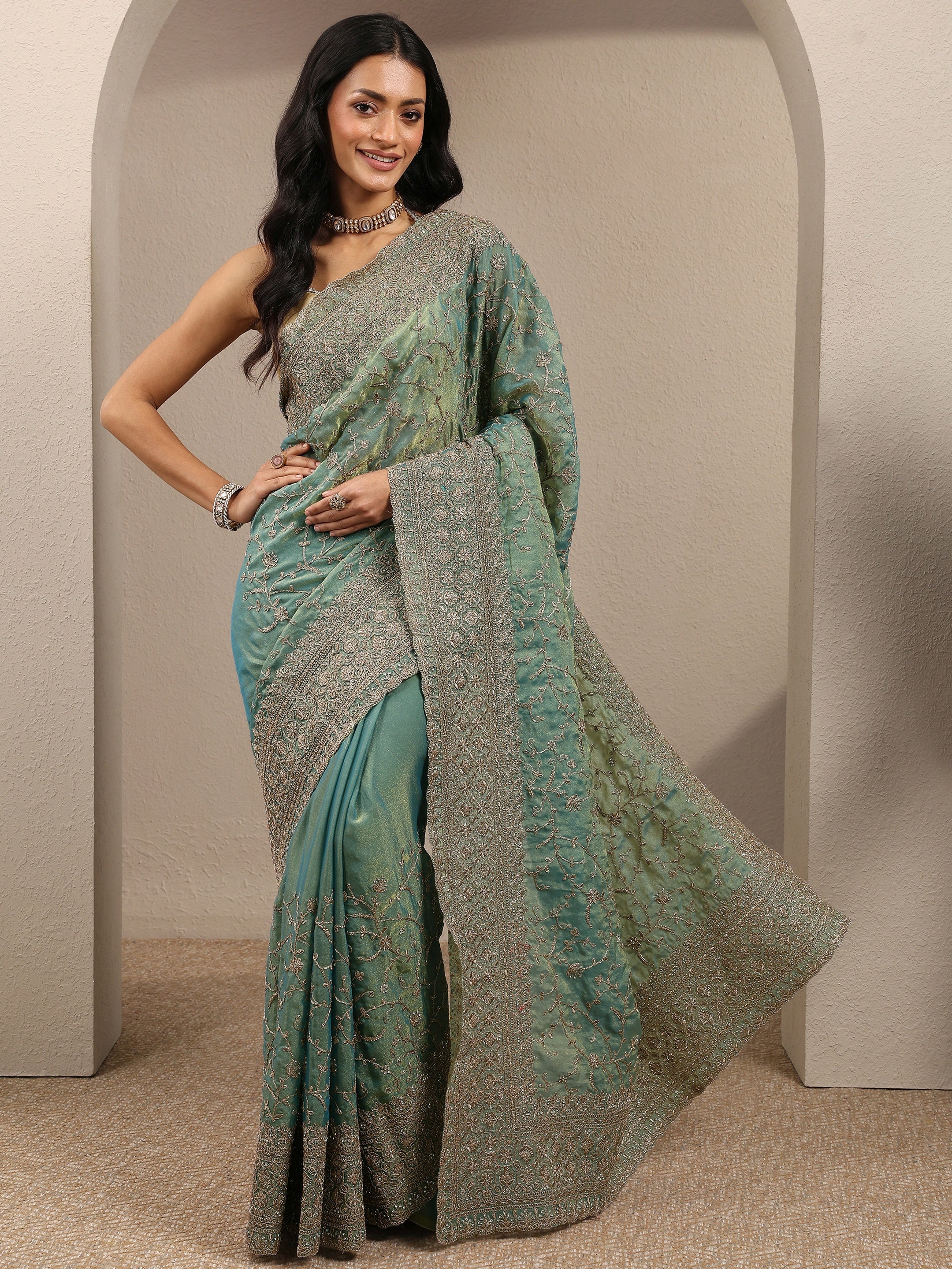 libas Green Embroidered Organza Saree With Unstitched Blouse Piece-picture-23