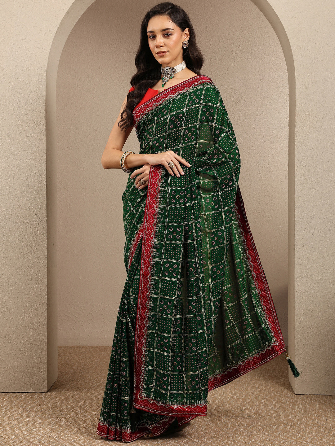  Green Bandhani Printed Silk Blend Saree With Unstitched Blouse Piece 