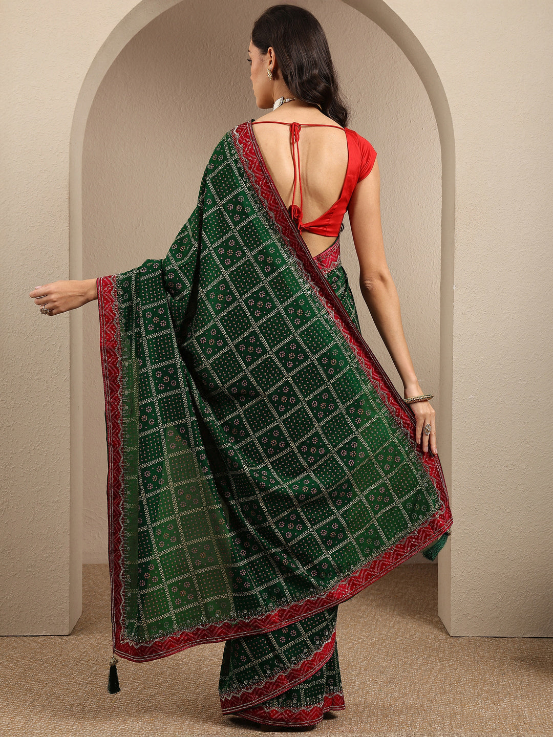  Green Bandhani Printed Silk Blend Saree With Unstitched Blouse Piece 