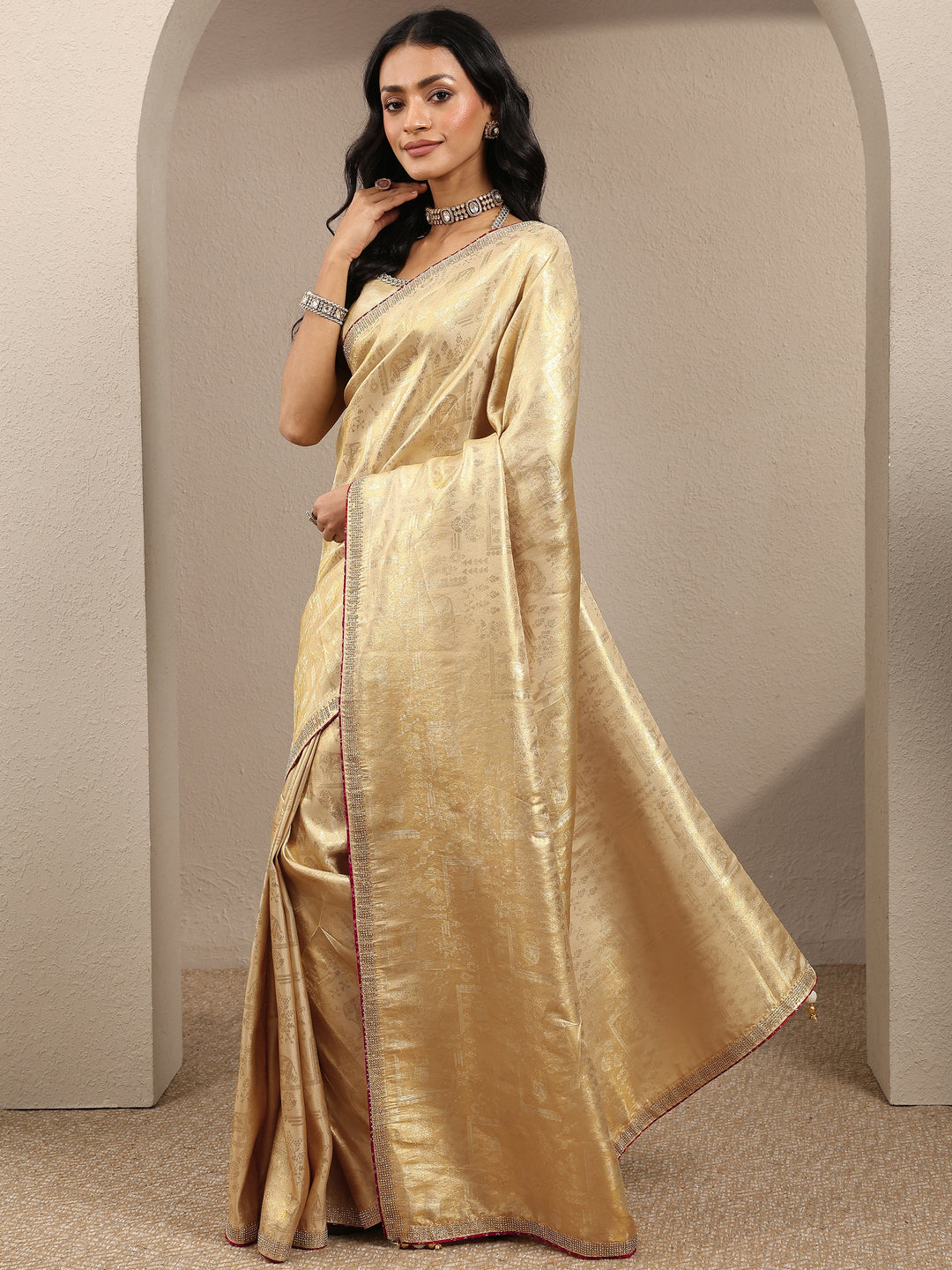  Gold Woven Design Banarsi Silk Blend Saree With Unstitched Blouse Piece 