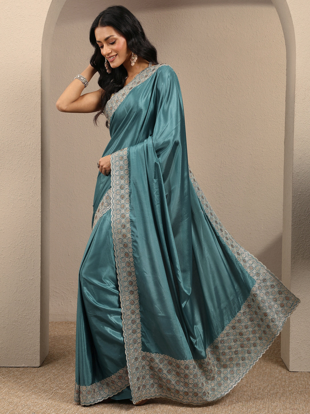  Blue Solid Silk Blend Saree With Unstitched Blouse Piece 