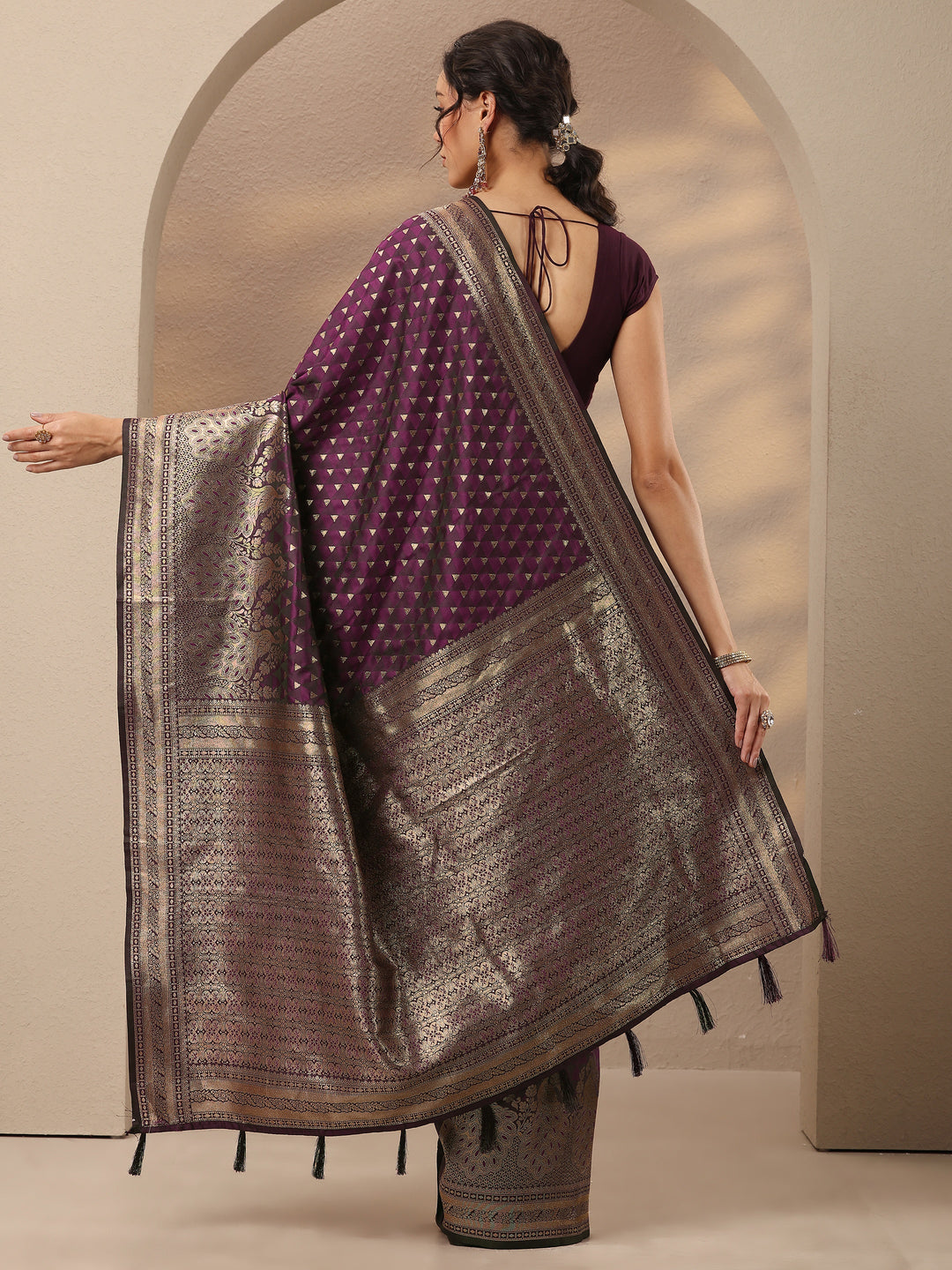  Burgundy Woven Design Silk Blend Saree With Unstitched Blouse Piece 