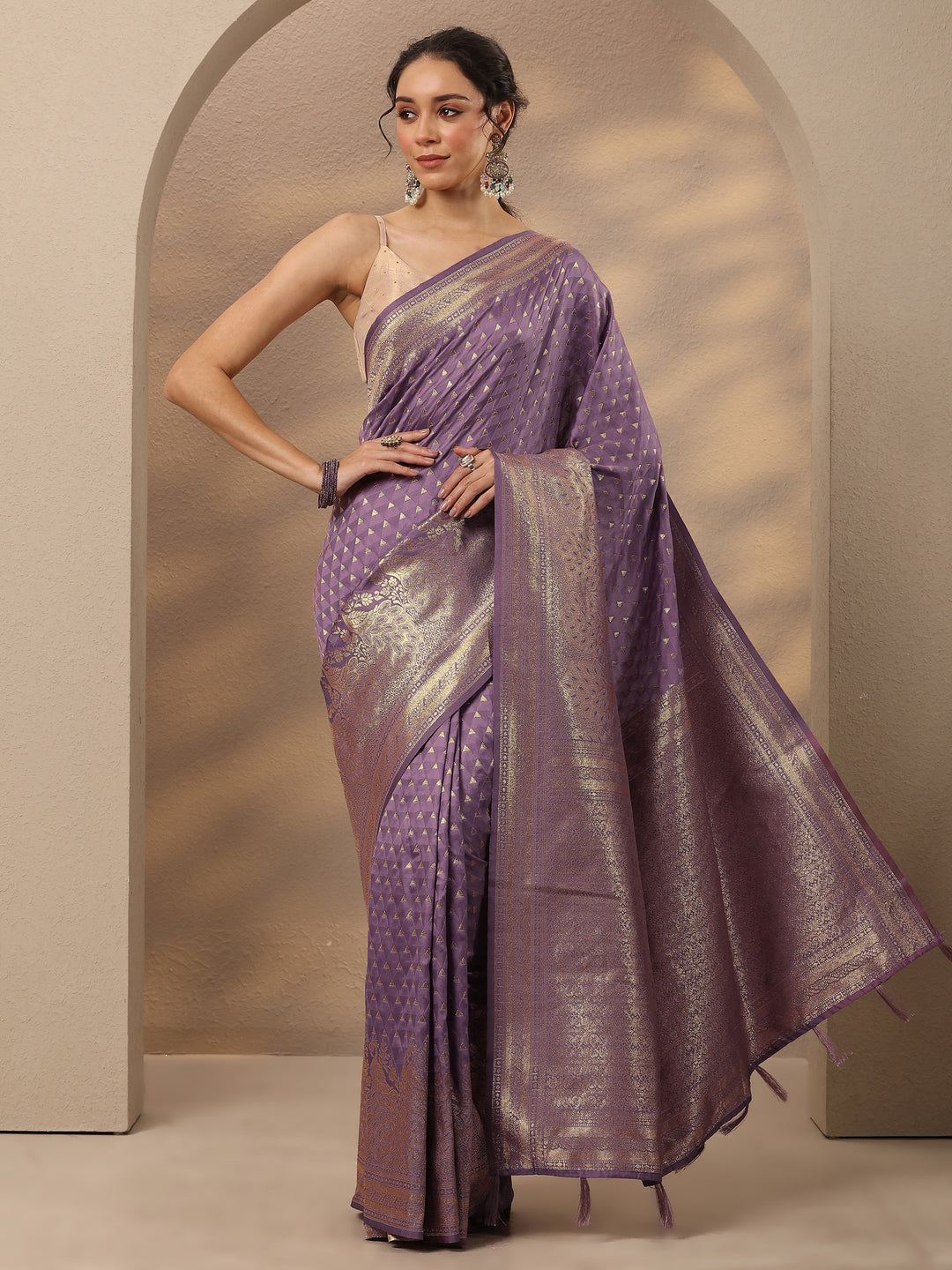  Lavender Woven Design Silk Blend Saree With Unstitched Blouse Piece 