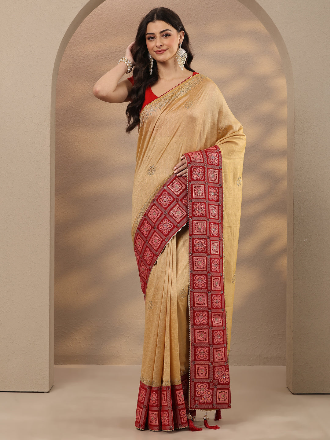  Gold Embellished Silk Blend Saree With Unstitched Blouse Piece 