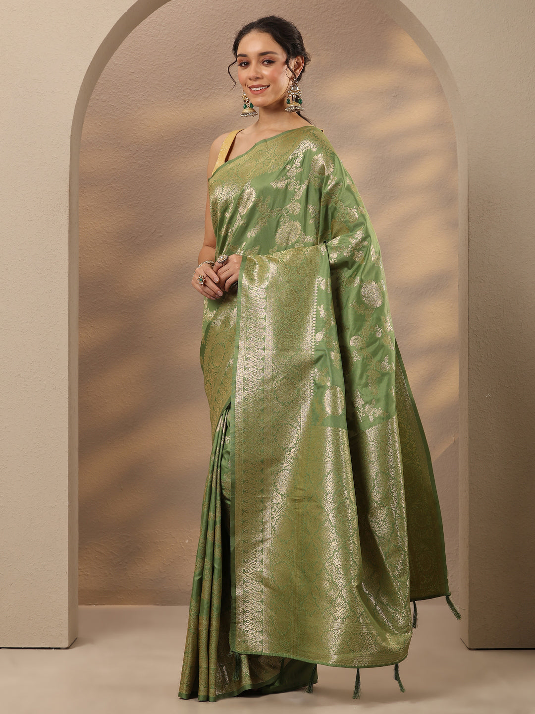  Green Woven Design Silk Blend Saree With Unstitched Blouse Piece 