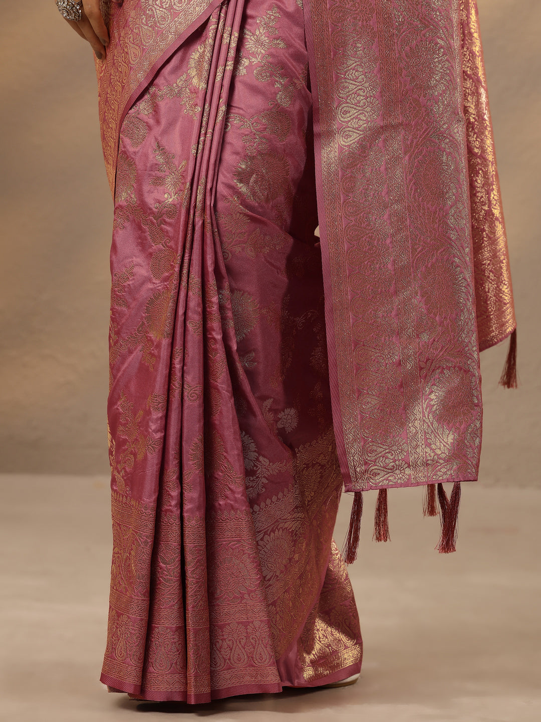  Peach Woven Design Silk Blend Saree With Unstitched Blouse Piece 