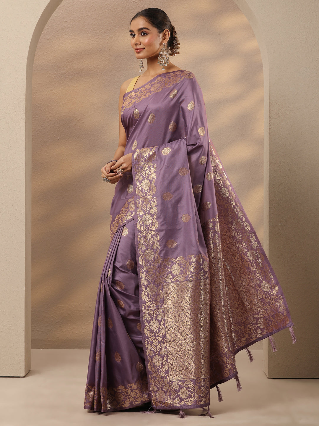  Lavender Woven Design Silk Blend Saree With Unstitched Blouse Piece 