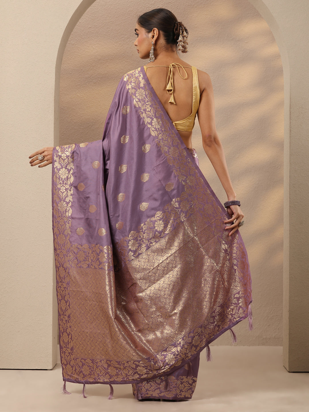  Lavender Woven Design Silk Blend Saree With Unstitched Blouse Piece 