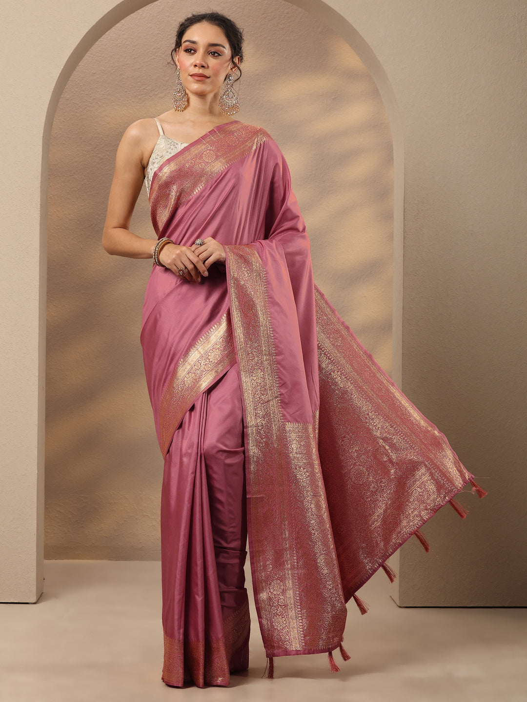  Peach Solid Silk Blend Saree With Unstitched Blouse Piece 