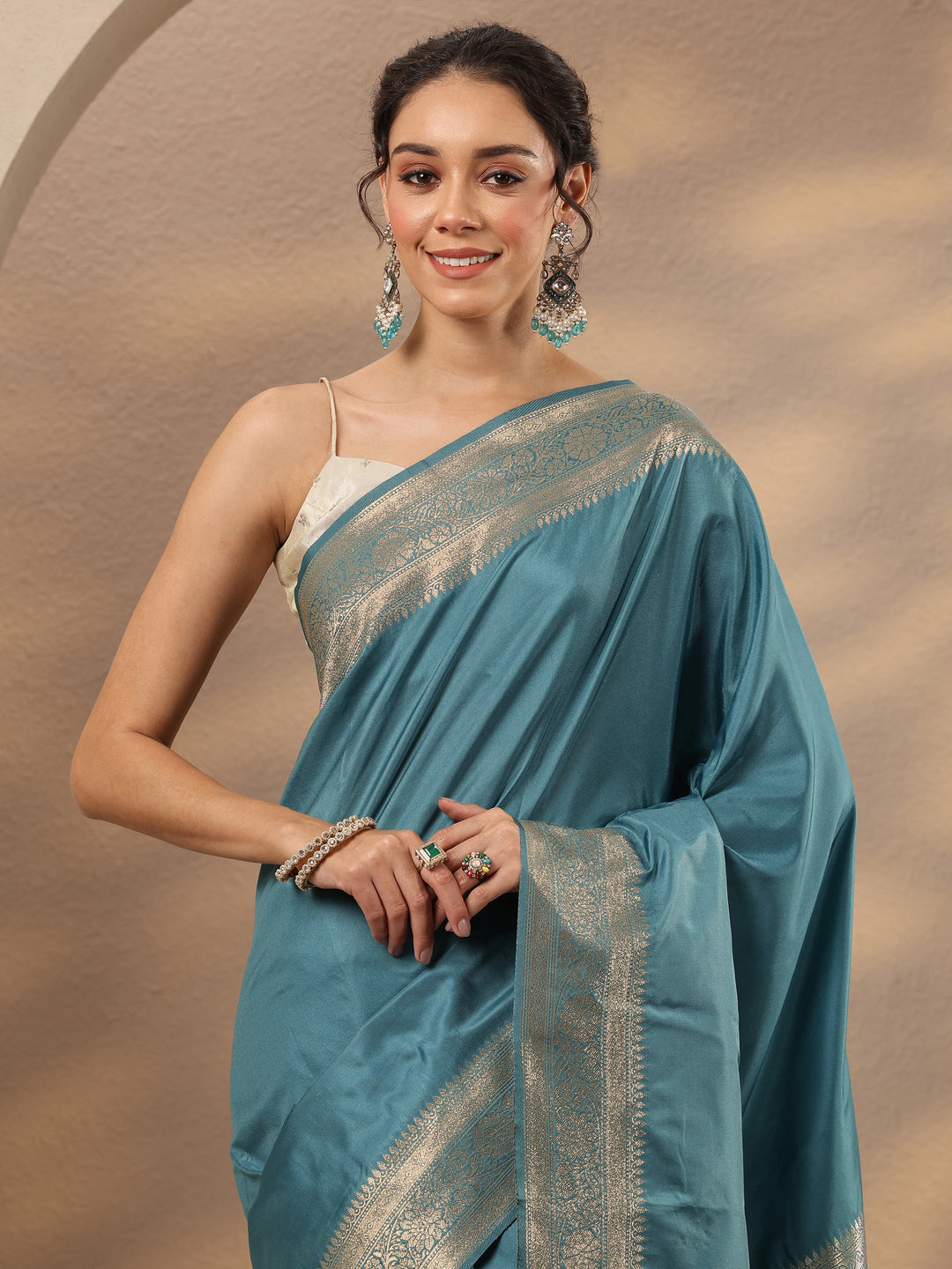  Blue Solid Silk Blend Saree With Unstitched Blouse Piece 