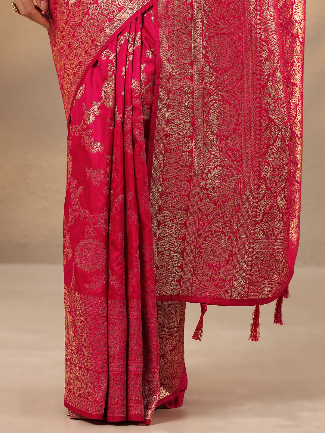  Pink Woven Design Silk Blend Saree With Unstitched Blouse Piece 