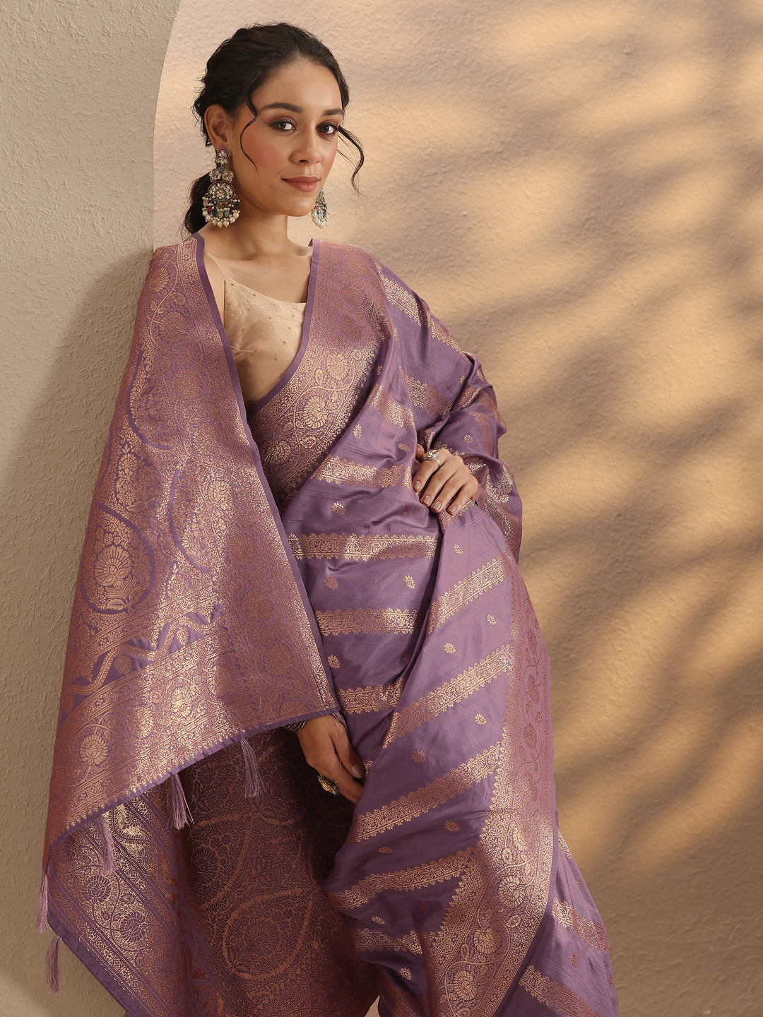  Lavender Woven Design Silk Blend Saree With Unstitched Blouse Piece 