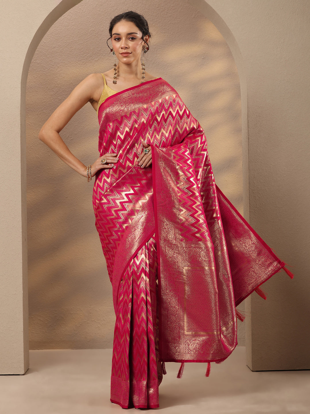  Pink Chevron Woven Design Silk Blend Saree With Unstitched Blouse Piece 