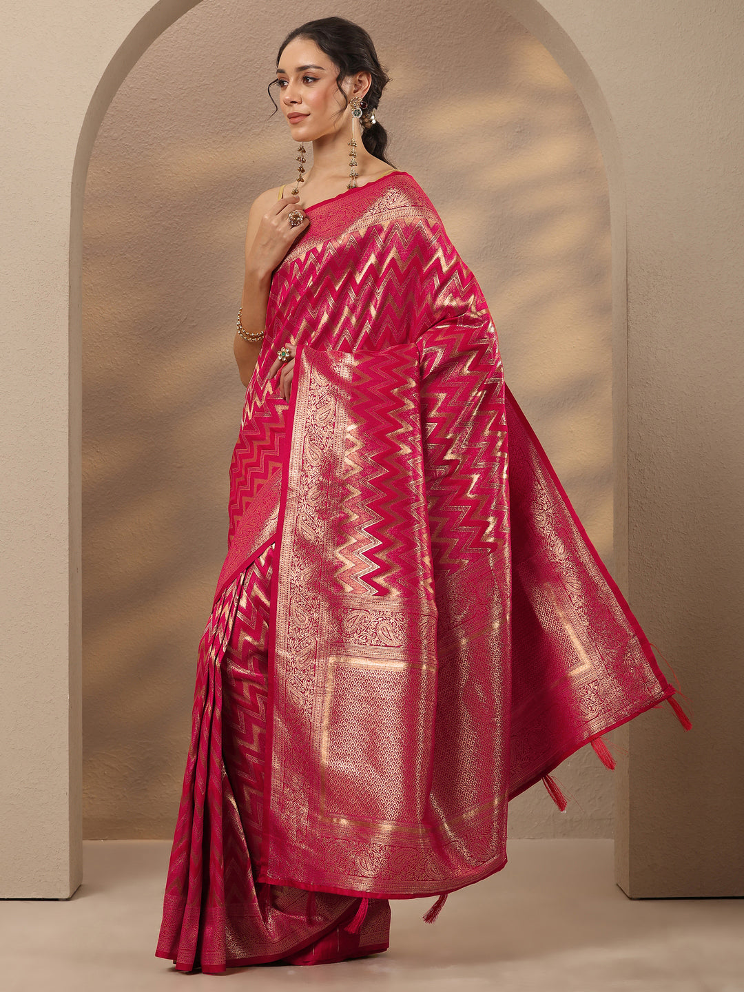  Pink Chevron Woven Design Silk Blend Saree With Unstitched Blouse Piece 