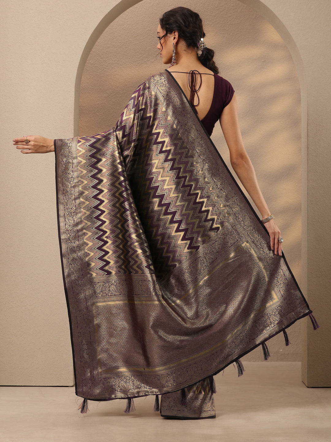  Burgundy Chevron Woven Design Silk Blend Saree With Unstitched Blouse Piece 