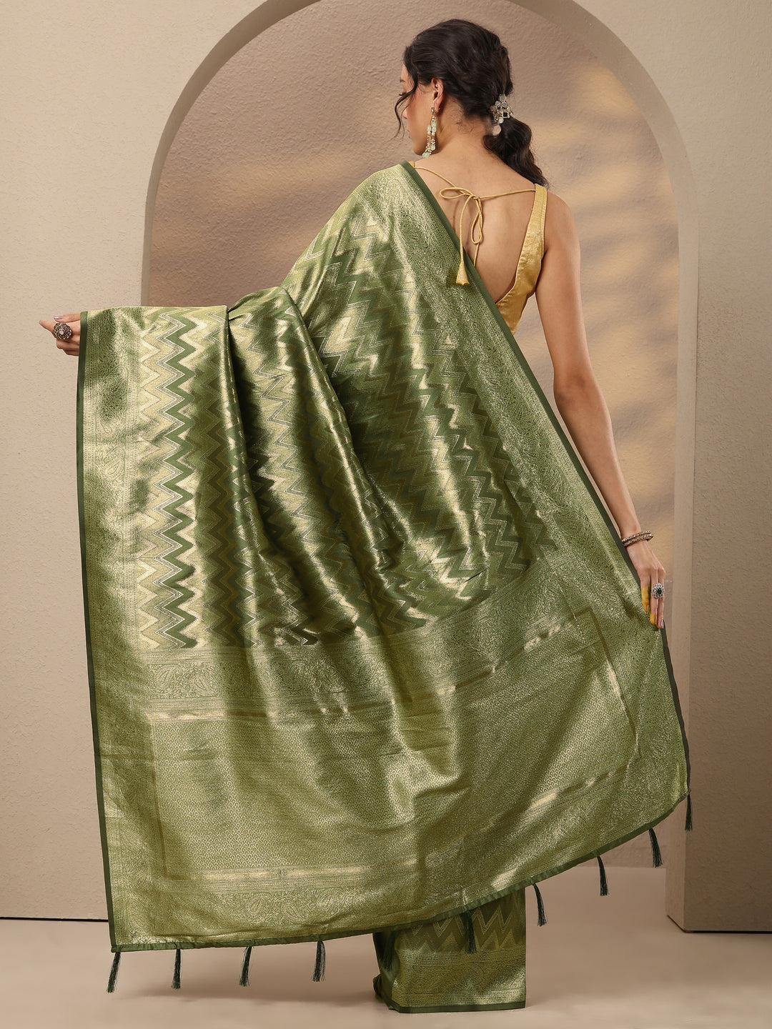  Green Chevron Woven Design Silk Blend Saree With Unstitched Blouse Piece 