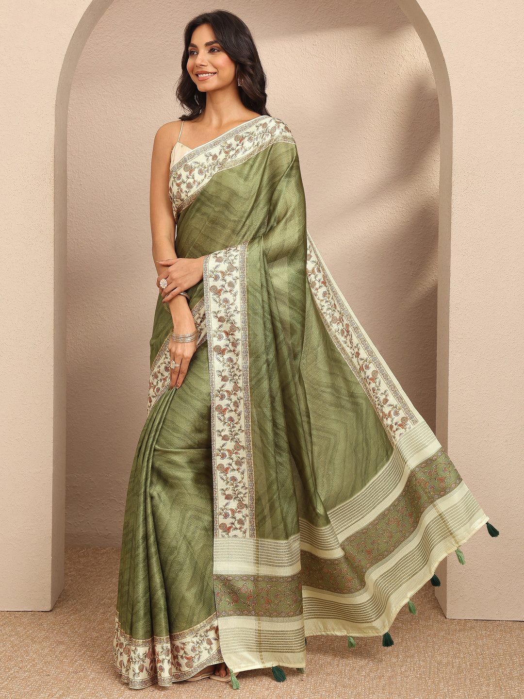  Green Leheriya Printed Silk Blend Saree With Unstitched Blouse Piece 
