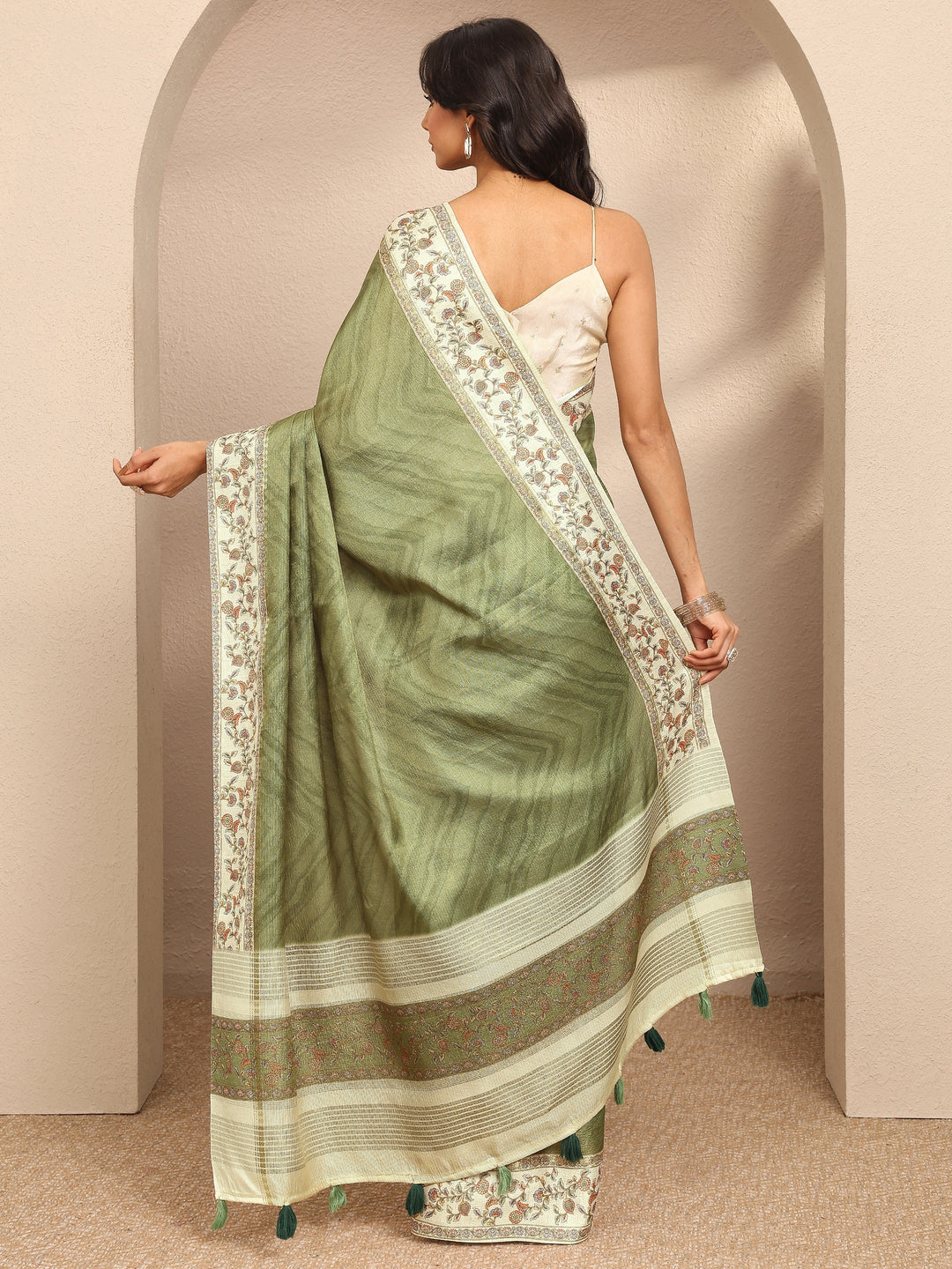  Green Leheriya Printed Silk Blend Saree With Unstitched Blouse Piece 