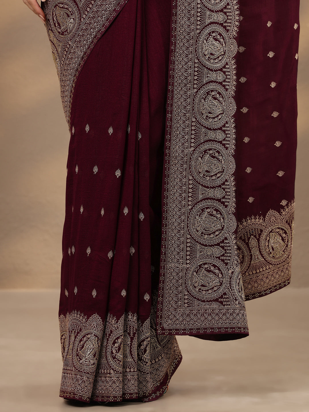  Burgundy Embroidered Georgette Saree With Unstitched Blouse Piece 