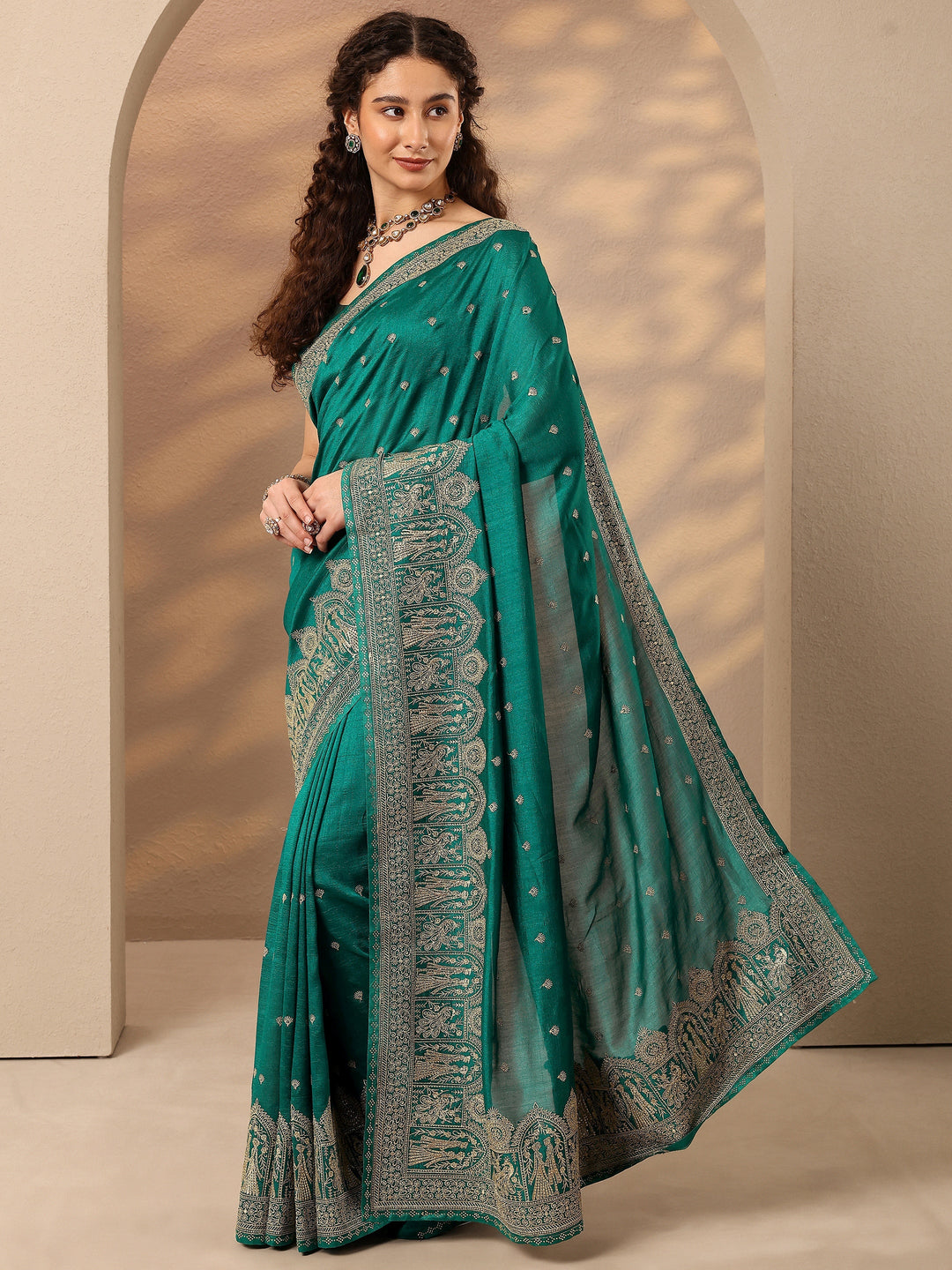  Green Embroidered Georgette Saree With Unstitched Blouse Piece 