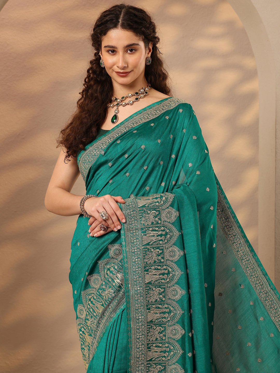  Green Embroidered Georgette Saree With Unstitched Blouse Piece 