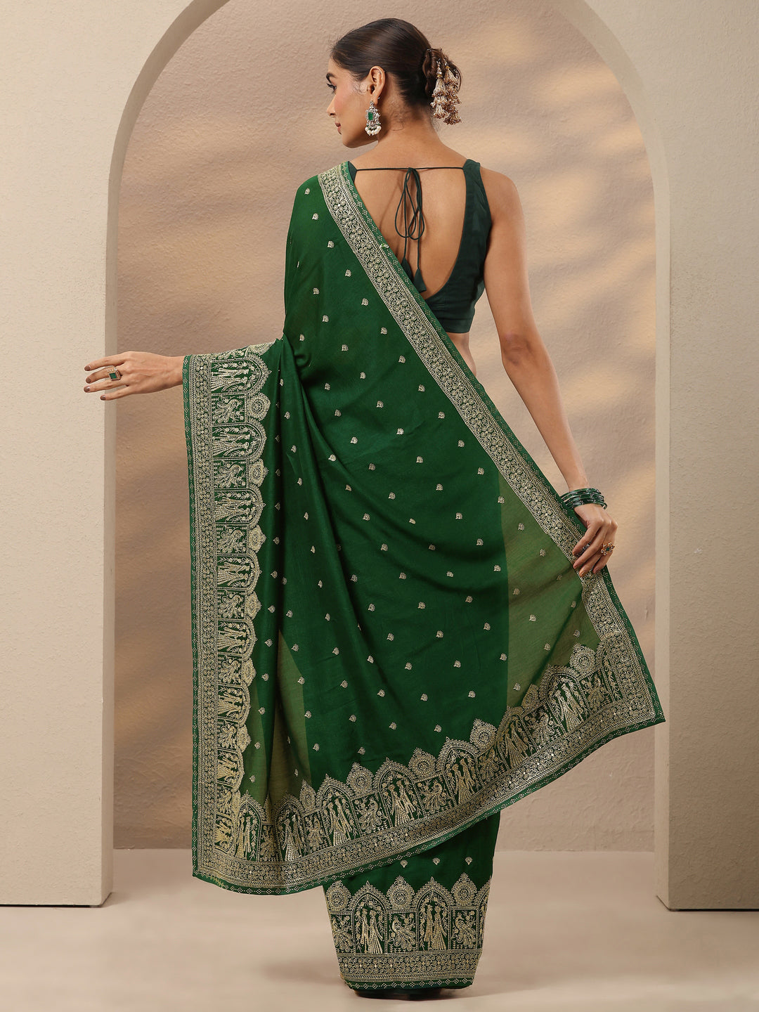  Green Embroidered Georgette Saree With Unstitched Blouse Piece 