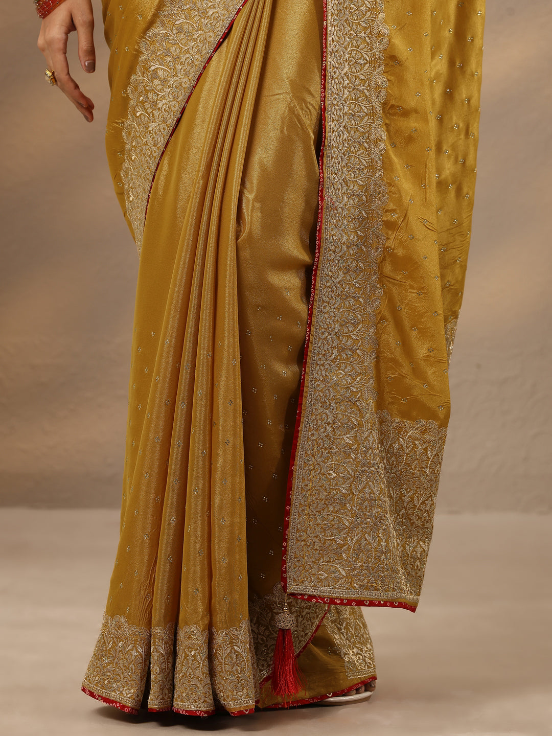  Mustard Embellished Silk Blend Saree With Unstitched Blouse Piece 