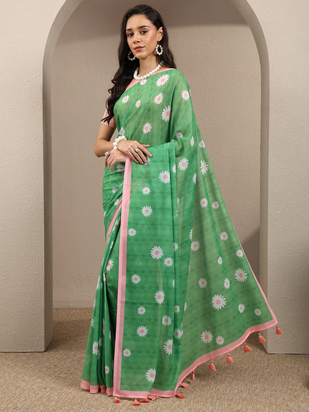  Green Printed Georgette Saree With Unstitched Blouse Piece 