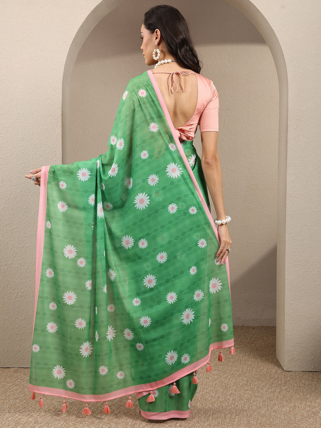  Green Printed Georgette Saree With Unstitched Blouse Piece 