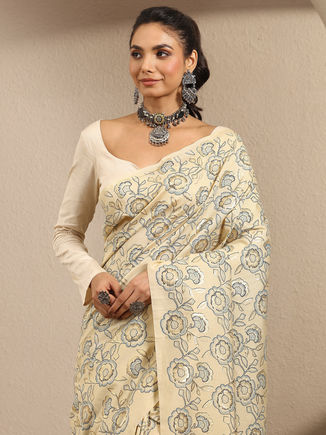  Beige Printed Cotton Blend Saree With Unstitched Blouse Piece 