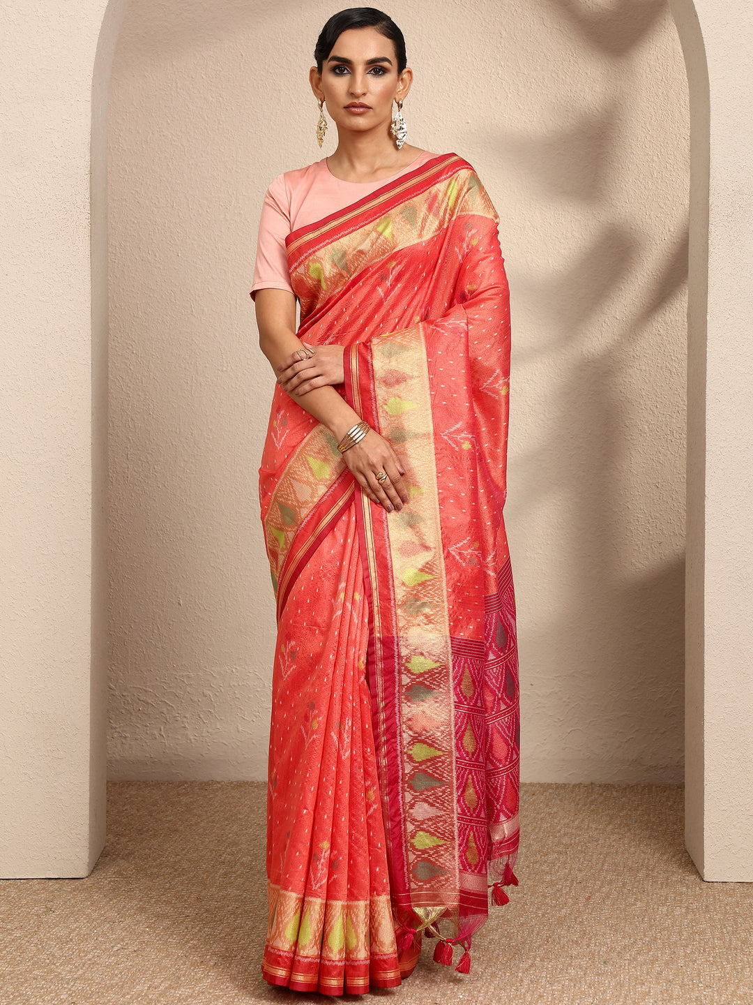  Coral Woven Design Banarsi Silk Blend Saree With Unstitched Blouse Piece 