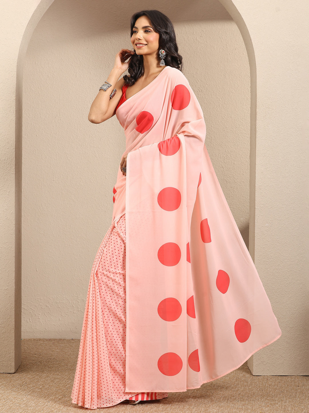  Peach Geometric Printed Georgette Saree With Unstitched Blouse Piece 