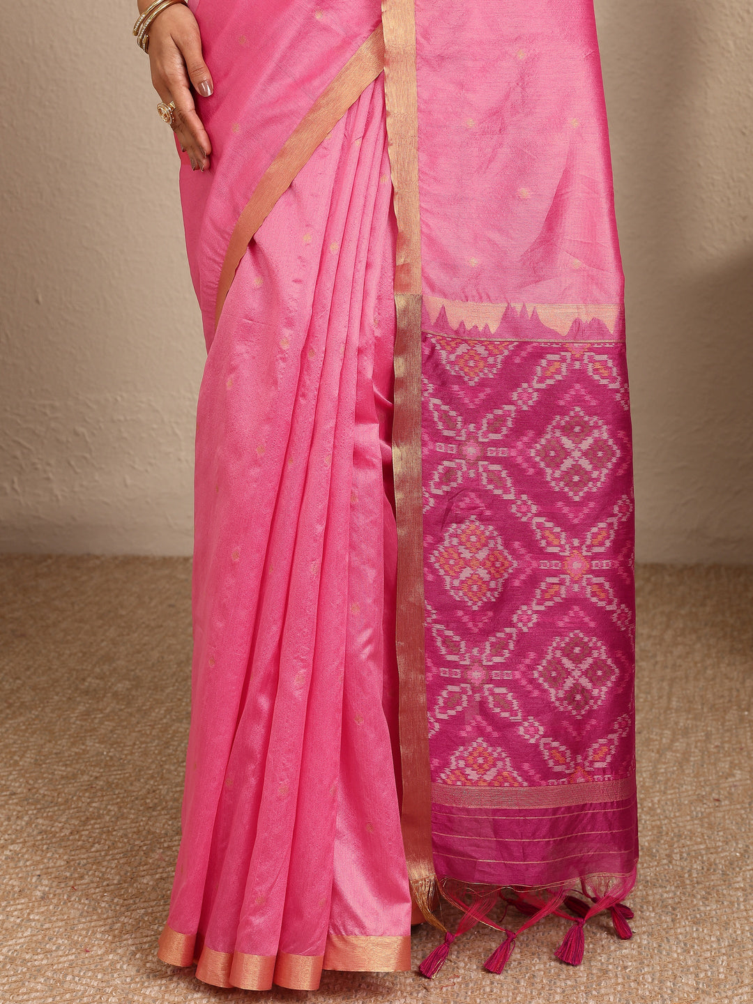  Pink Woven Design Banarsi Silk Blend Saree With Unstitched Blouse Piece 