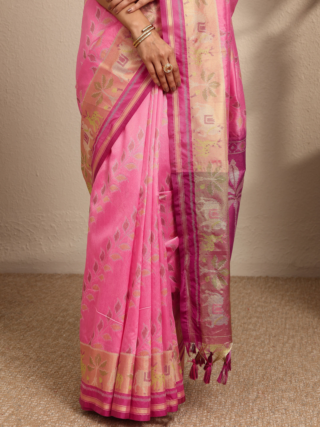  Pink Woven Design Banarsi Silk Blend Saree With Unstitched Blouse Piece 