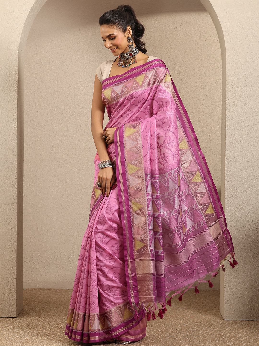  Pink Woven Design Silk Blend Saree With Unstitched Blouse Piece 