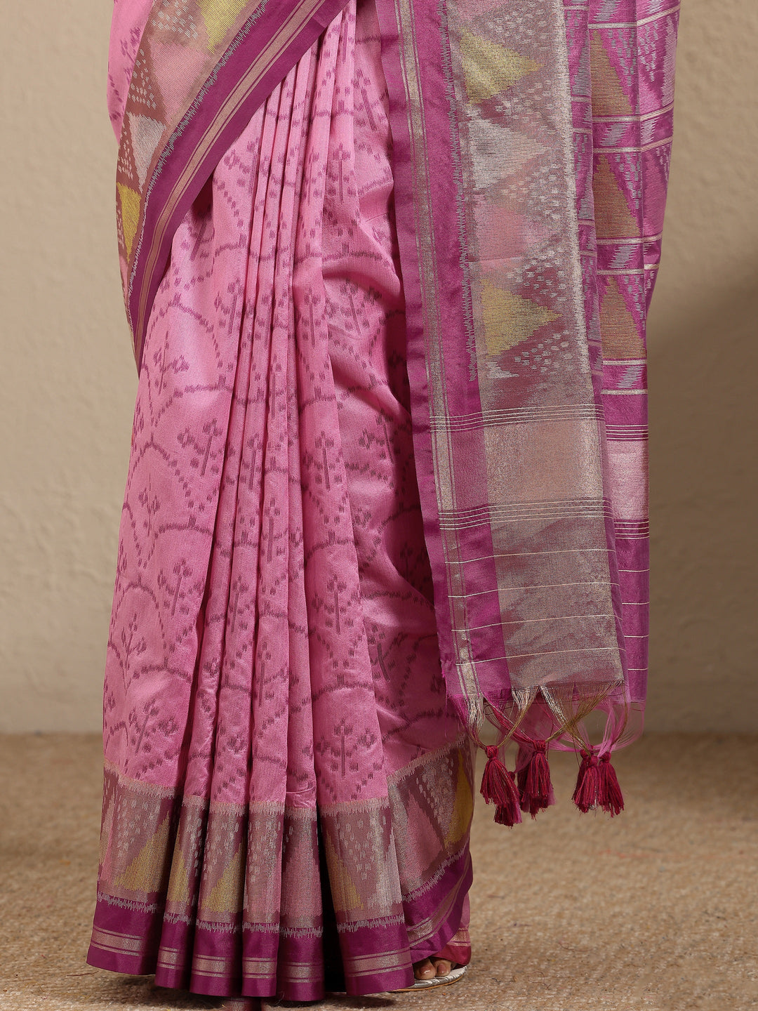  Pink Woven Design Silk Blend Saree With Unstitched Blouse Piece 