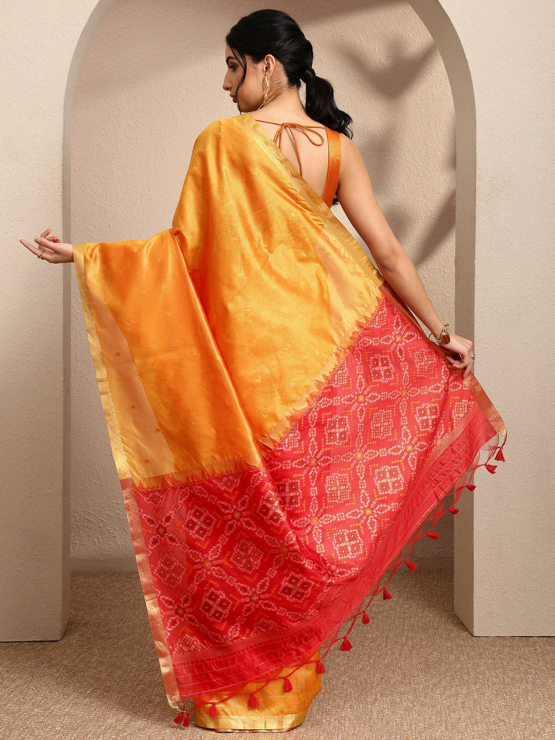  Red Woven Design Banarsi Silk Blend Saree With Unstitched Blouse Piece 