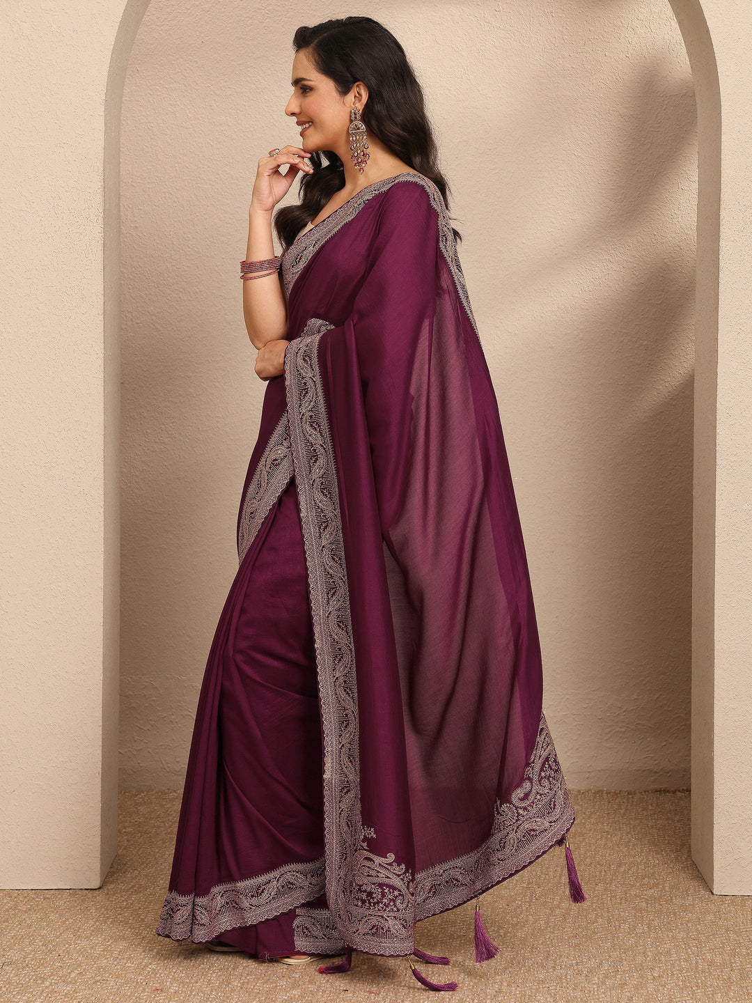  Maroon Solid Georgette Saree With Unstitched Blouse Piece 