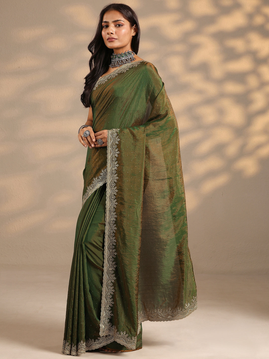 Green Embellished Silk Blend Saree With Unstitched Blouse Piece 