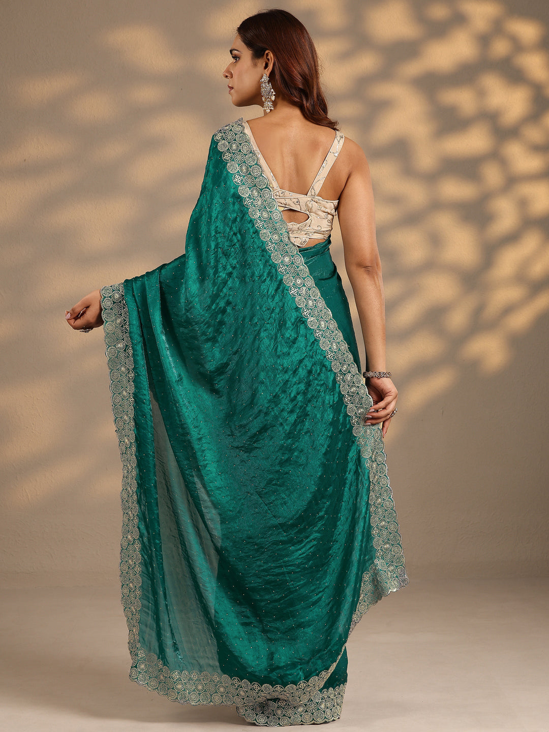  Green Embellished Silk Blend Saree With Unstitched Blouse Piece 