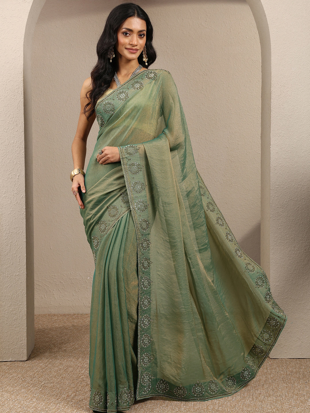  Green Solid Silk Blend Saree With Unstitched Blouse Piece 