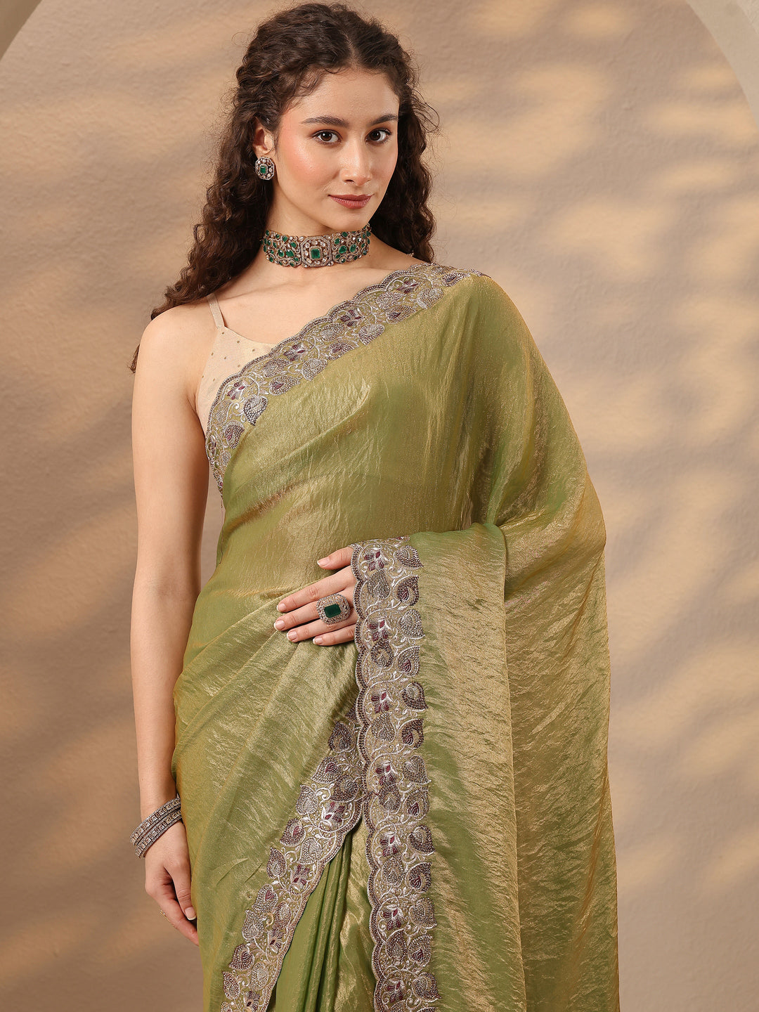  Green Solid Silk Blend Saree With Unstitched Blouse Piece 