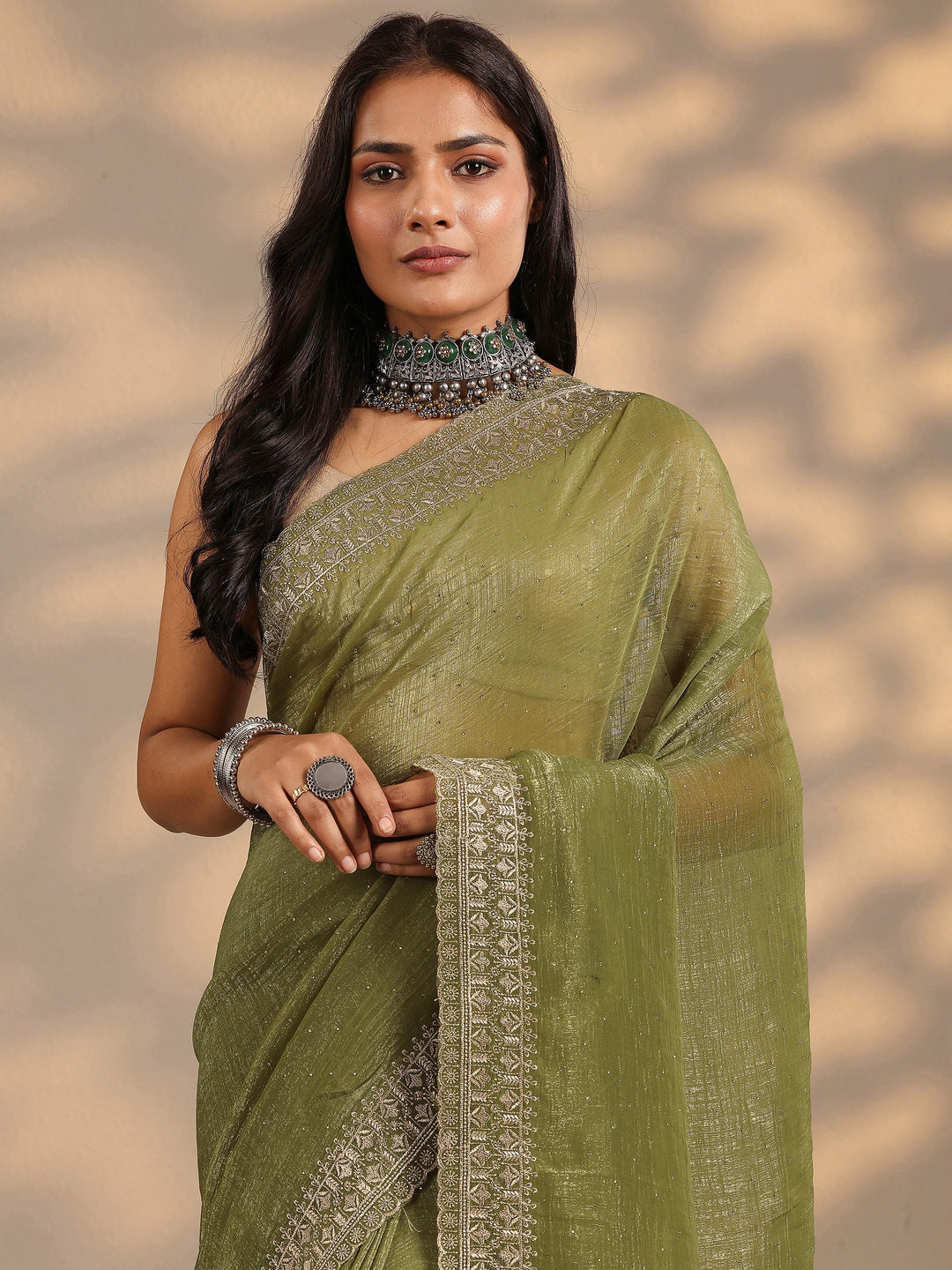  Green Embellished Silk Blend Saree With Unstitched Blouse Piece 