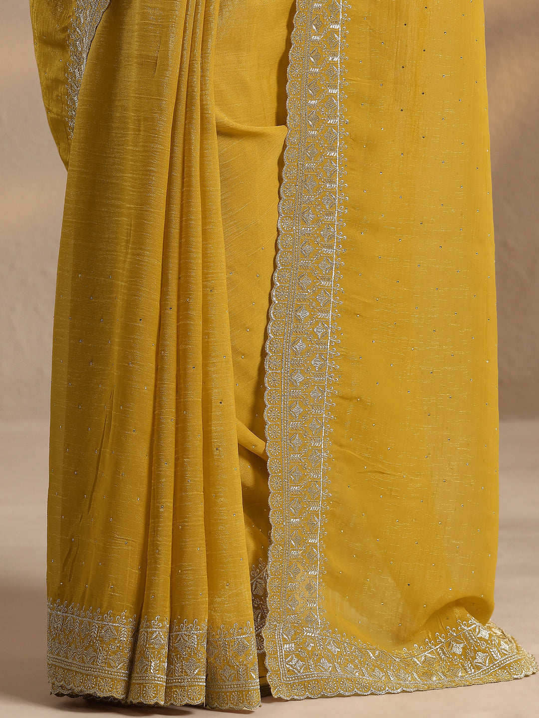  Yellow Embellished Silk Blend Saree With Unstitched Blouse Piece 