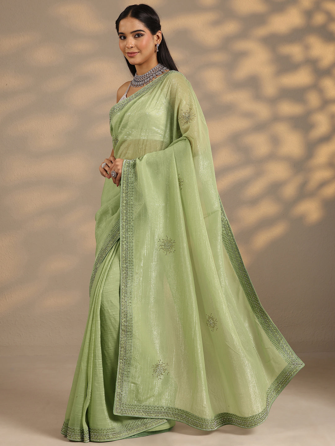  Green Embellished Silk Blend Saree With Unstitched Blouse Piece 