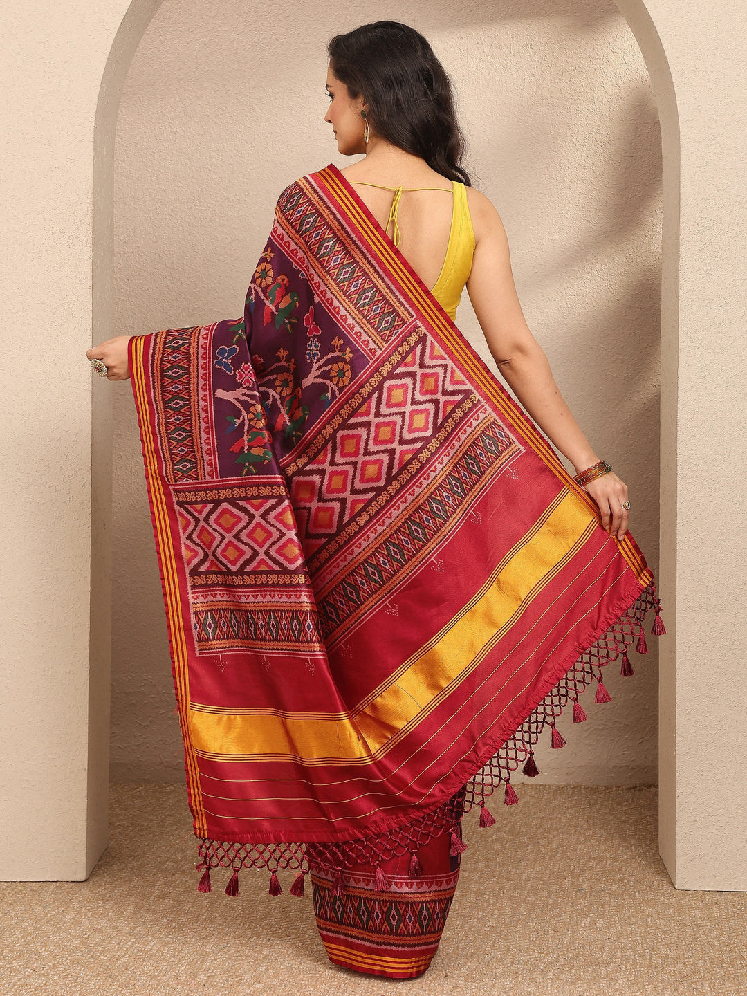  Purple Printed Silk Blend Saree With Unstitched Blouse Piece 
