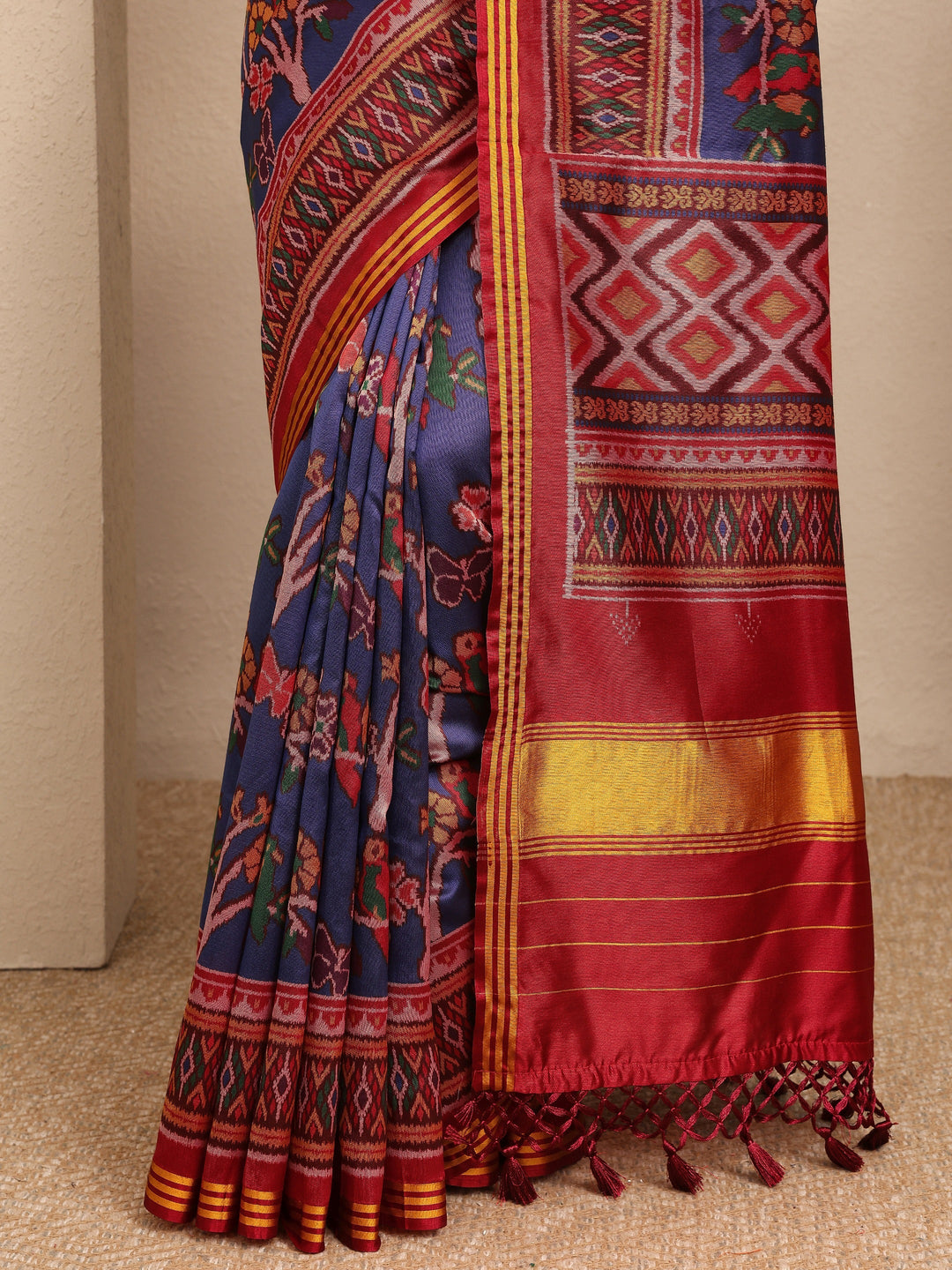  Blue Printed Silk Blend Saree With Unstitched Blouse Piece 