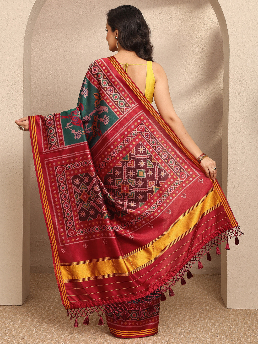  Blue Printed Silk Blend Saree With Unstitched Blouse Piece 